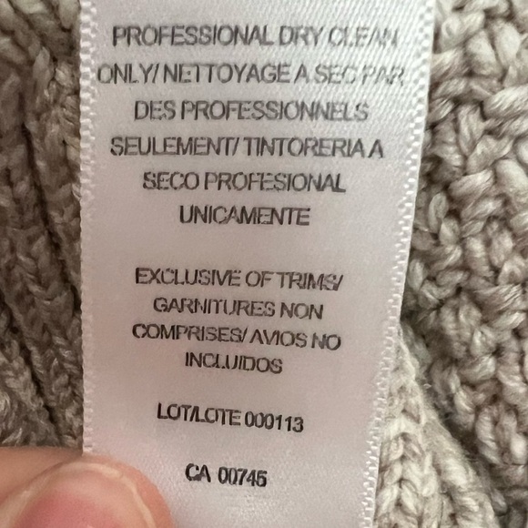 AMUR Ulla Fringe Cable Knit Sweater - Picture 10 of 10